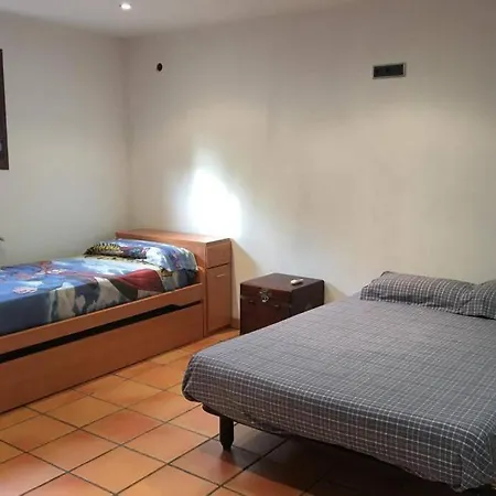Mas Llunes Casa Rural Con 2500m De Terreno بيت للعطل