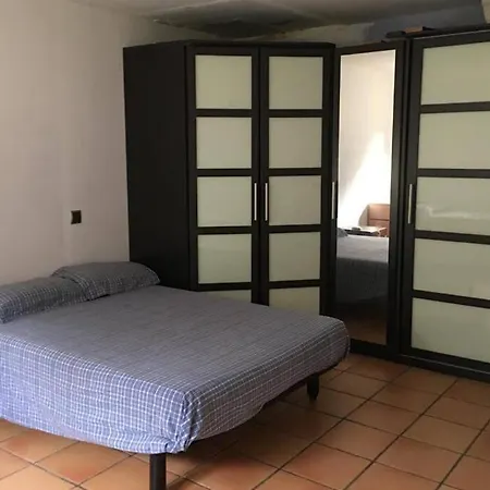 Mas Llunes Casa Rural Con 2500m De Terreno بيت للعطل